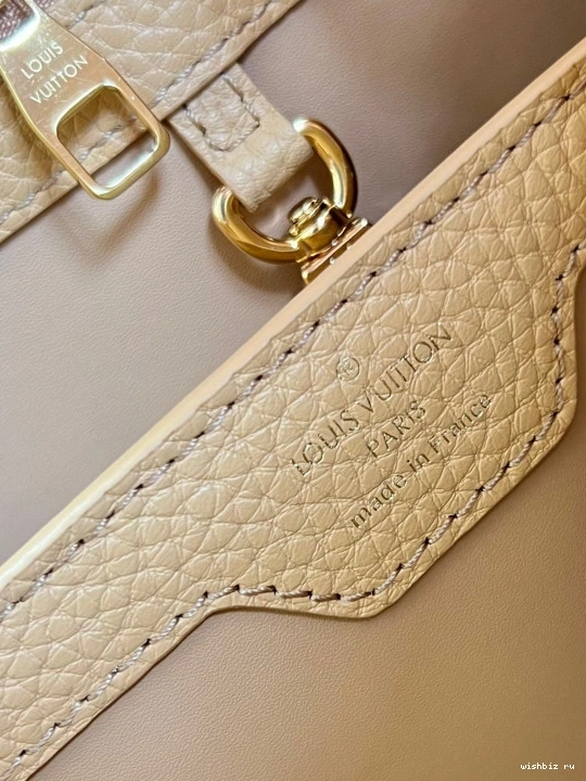 WIS LOUIS VUITTON BB CAPUCINES 0927